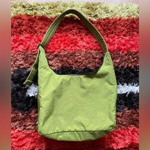 Baggu avocado shoulder bag STILL CRUNCHY